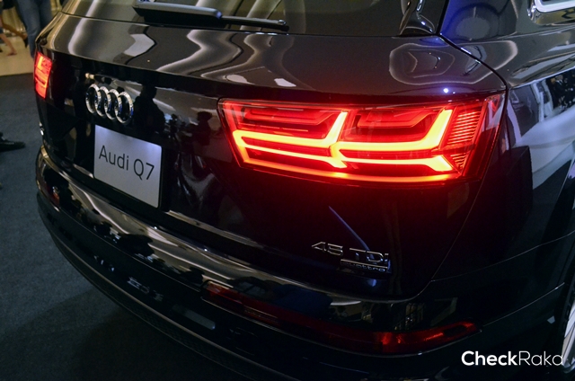 รูปภาพ อาวดี้ Audi Q7 45 TDI quattro S Line ปี 2017