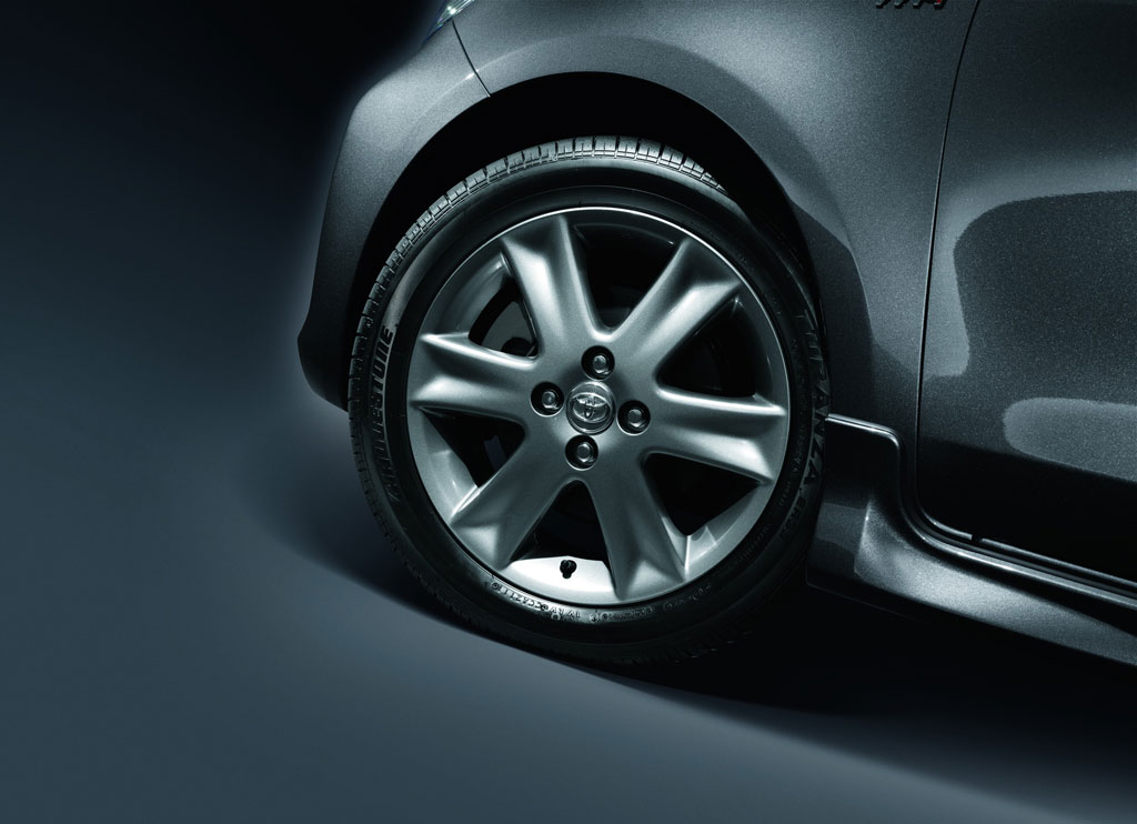 รูปภาพ โตโยต้า Toyota Yaris RS ปี 2012