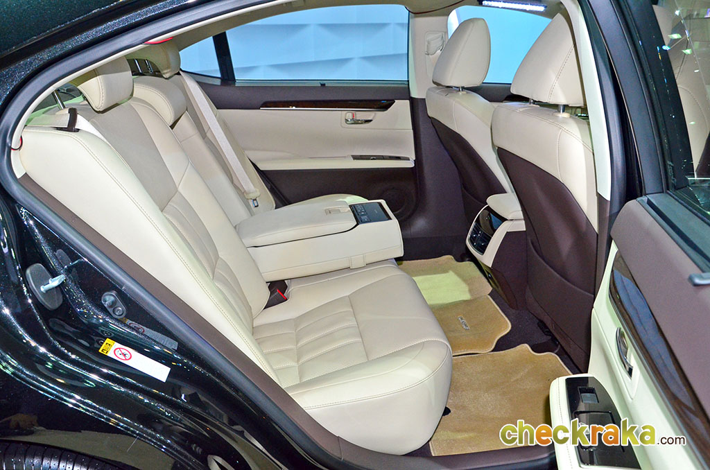 Lexus ES 300h Luxury เลกซัส ปี 2015 : ภาพที่ 16