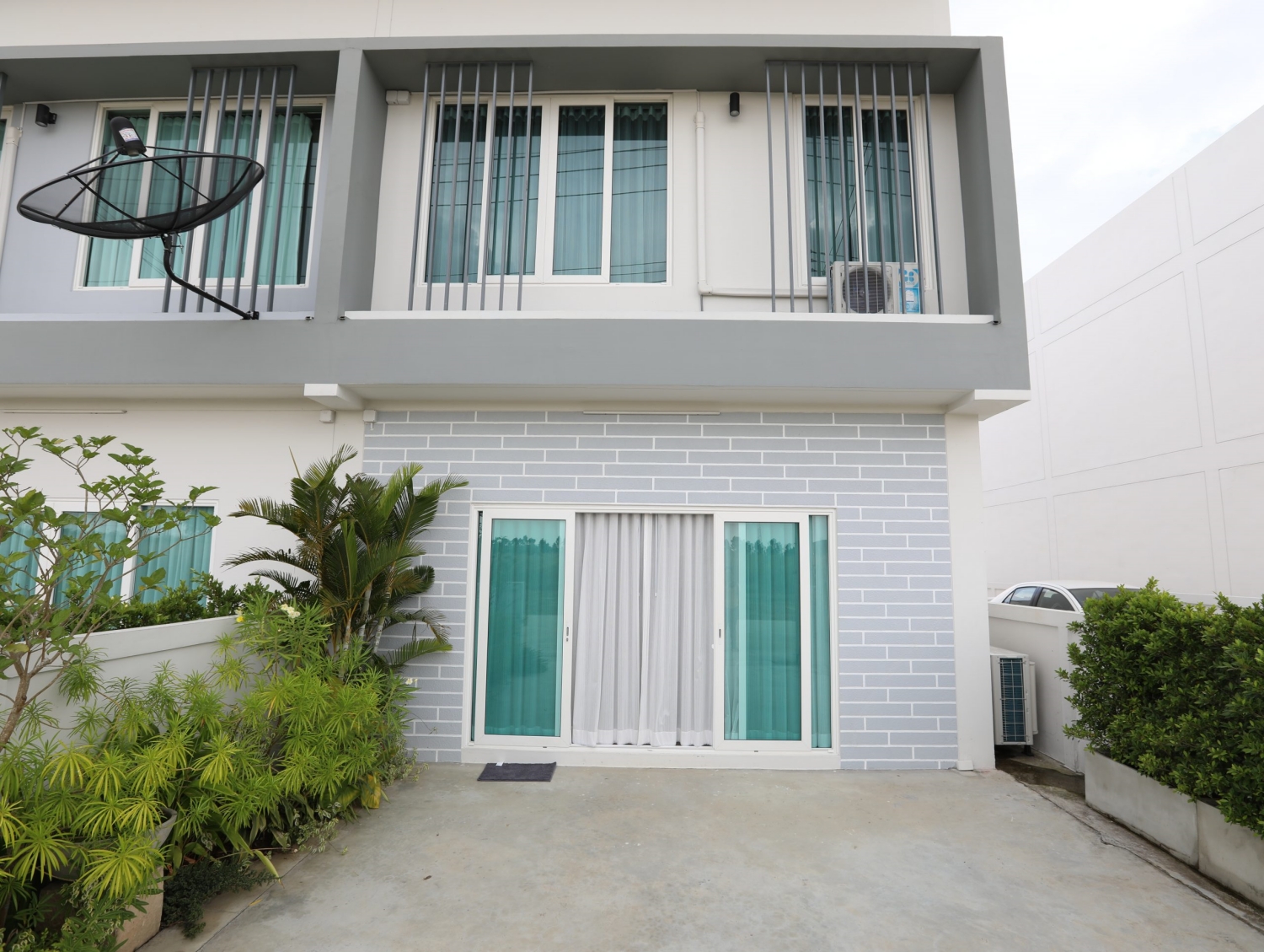 ชนัญญา ทาวน์เฮาส์ บ่อวิน (Chanunya Townhouse Bowin) : ภาพที่ 2