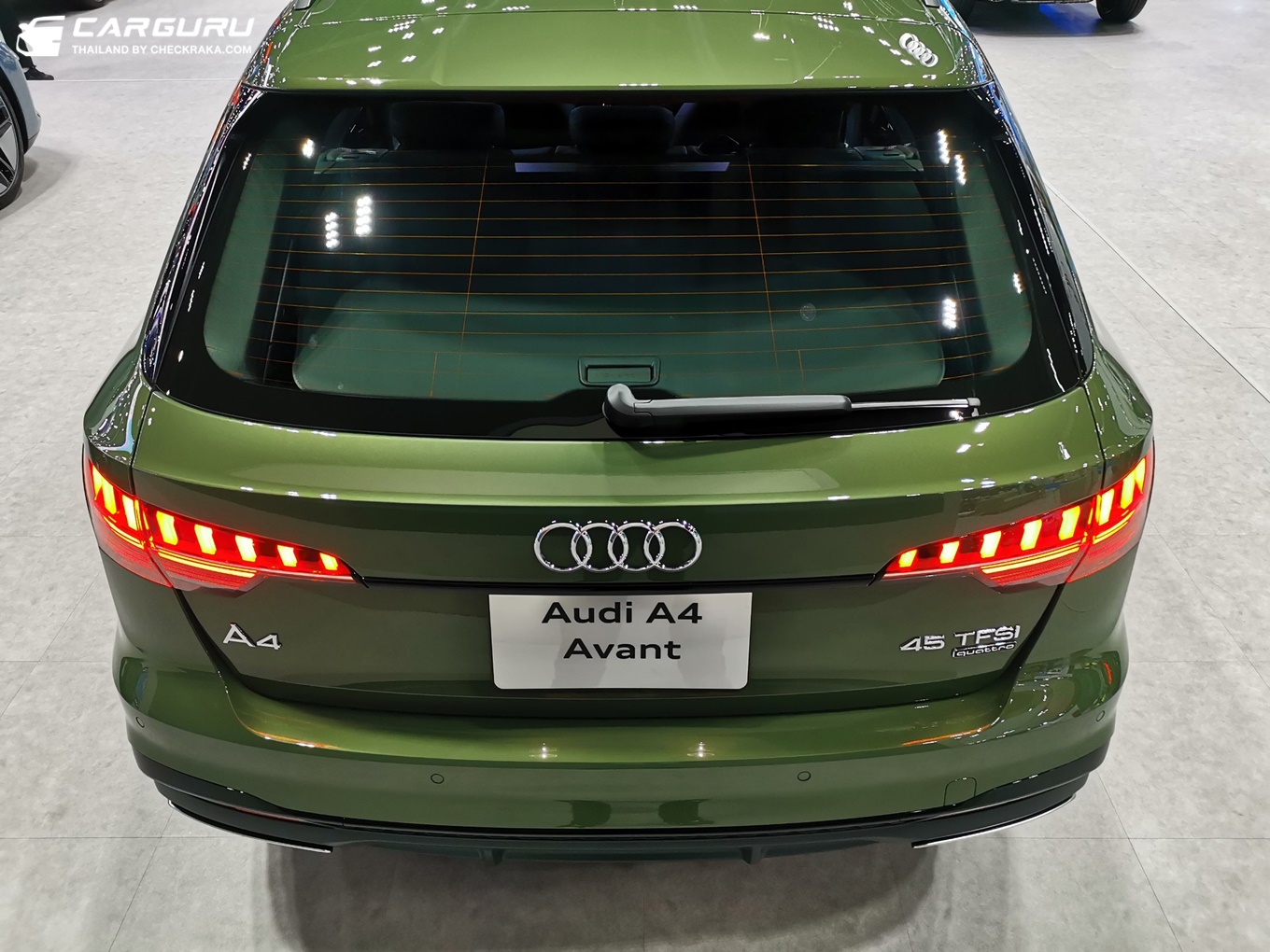 รูปภาพ อาวดี้ Audi A4 Avant 45 TFSI quattro S line Icon Black ปี 2023