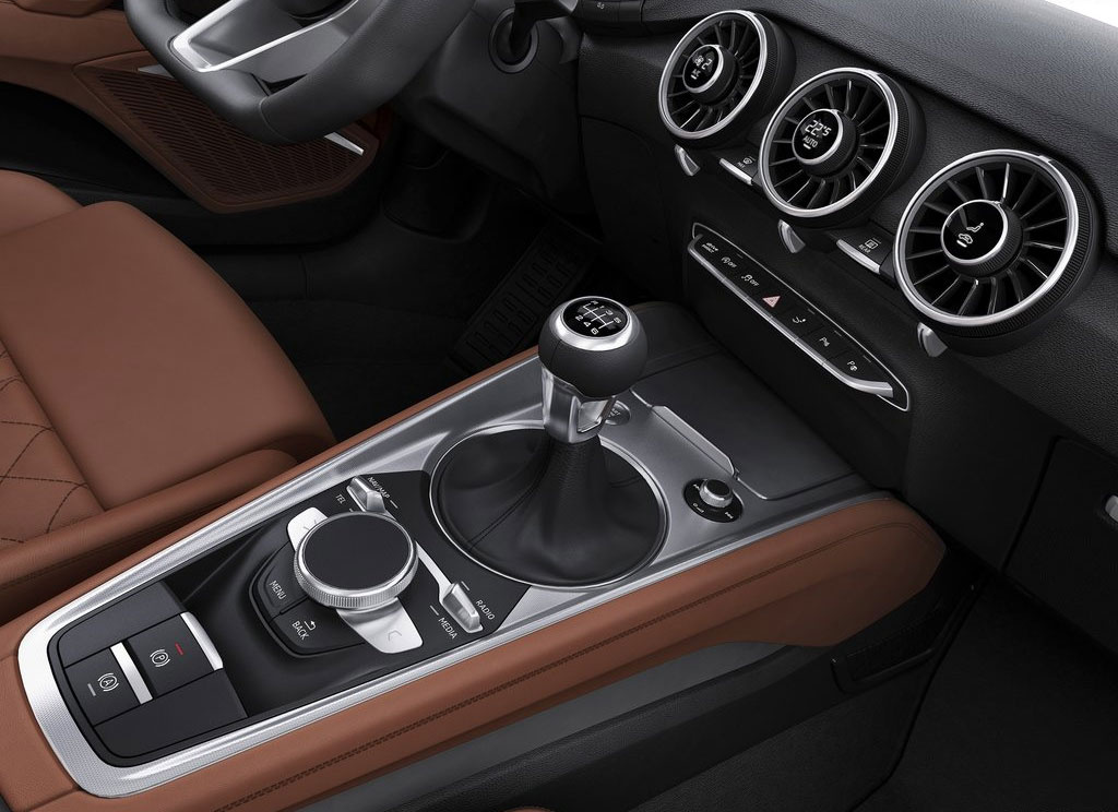 Audi TT Coupe 2.0 Turbo FSI อาวดี้ ทีที ปี 2015 : ภาพที่ 7