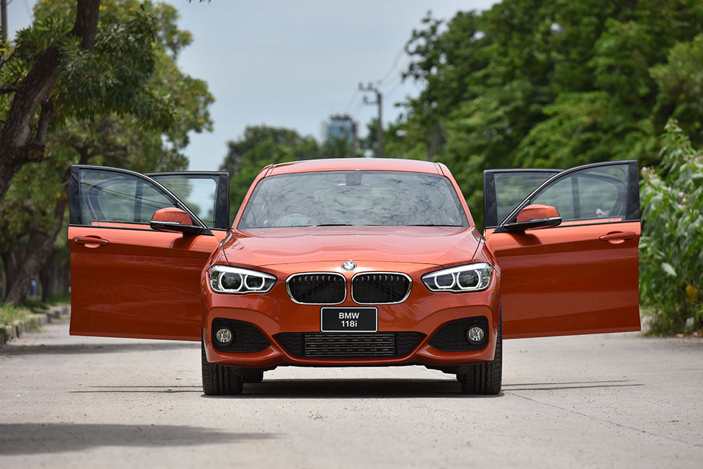 BMW Series 1 118i M Sport บีเอ็มดับเบิลยู ซีรีส์ 1 ปี 2015 : ภาพที่ 2