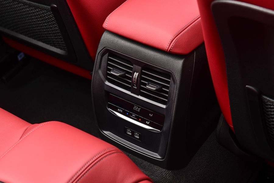 รูปภาพ บีเอ็มดับเบิลยู BMW Series 4 430i Convertible M Sport ปี 2022