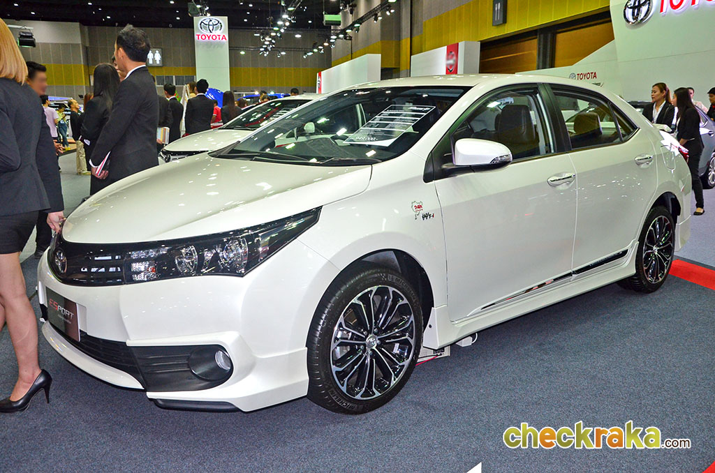 รูปภาพ โตโยต้า Toyota Altis (Corolla) 1.8 ESport Nurburgring Edition ปี 2015