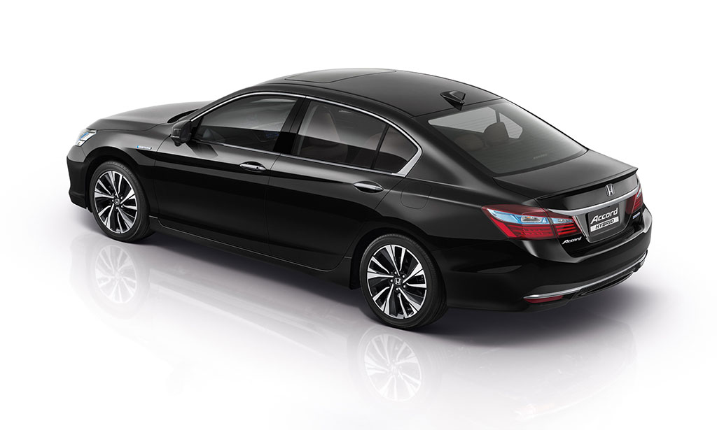 Honda Accord Hybrid 2.0 Tech ฮอนด้า แอคคอร์ด ไฮบริด ปี 2016 : ภาพที่ 2