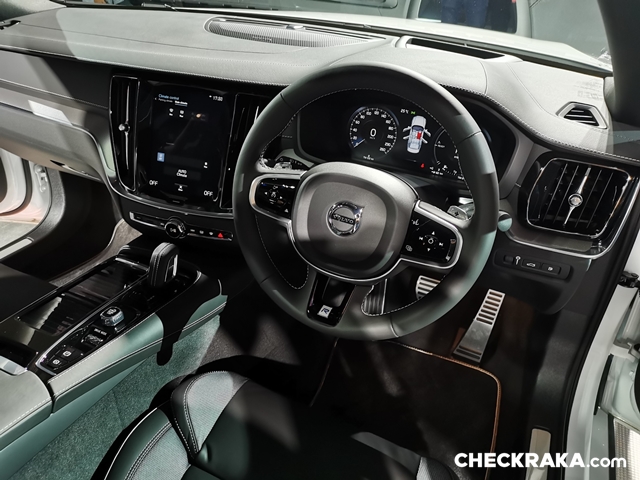 รูปภาพ วอลโว่ Volvo S60 Recharge Plug-in Hybrid Inscription Expression ปี 2022