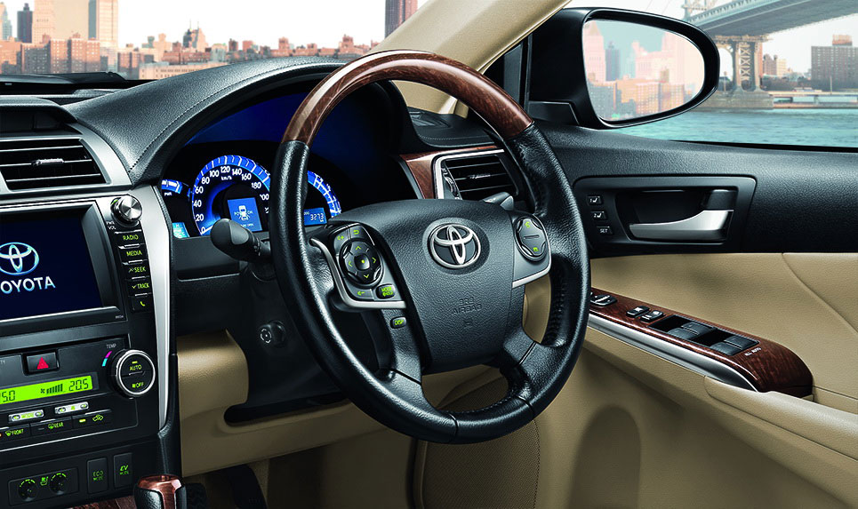 Toyota Camry Hybrid 2.5 HV CD โตโยต้า แคมรี่ไฮบริด ปี 2012 : ภาพที่ 14