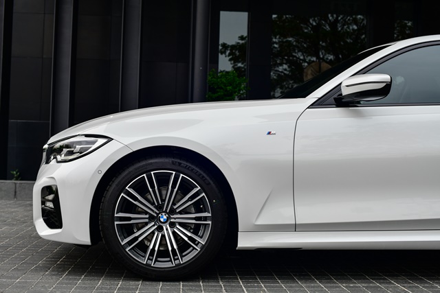 BMW Series 3 320d M Sport บีเอ็มดับเบิลยู ซีรีส์3 ปี 2020 : ภาพที่ 10