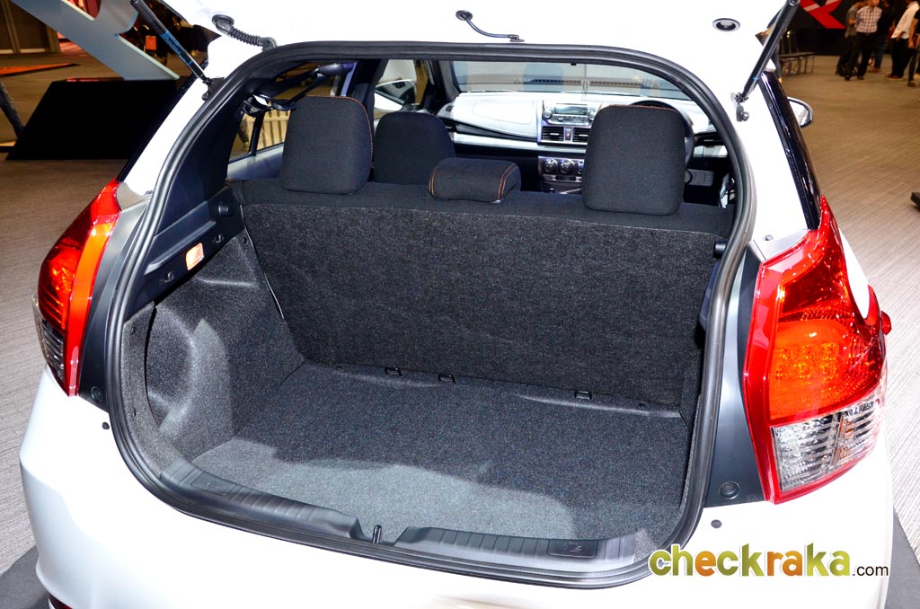 รูปภาพ โตโยต้า Toyota Yaris 1.2 J ปี 2013