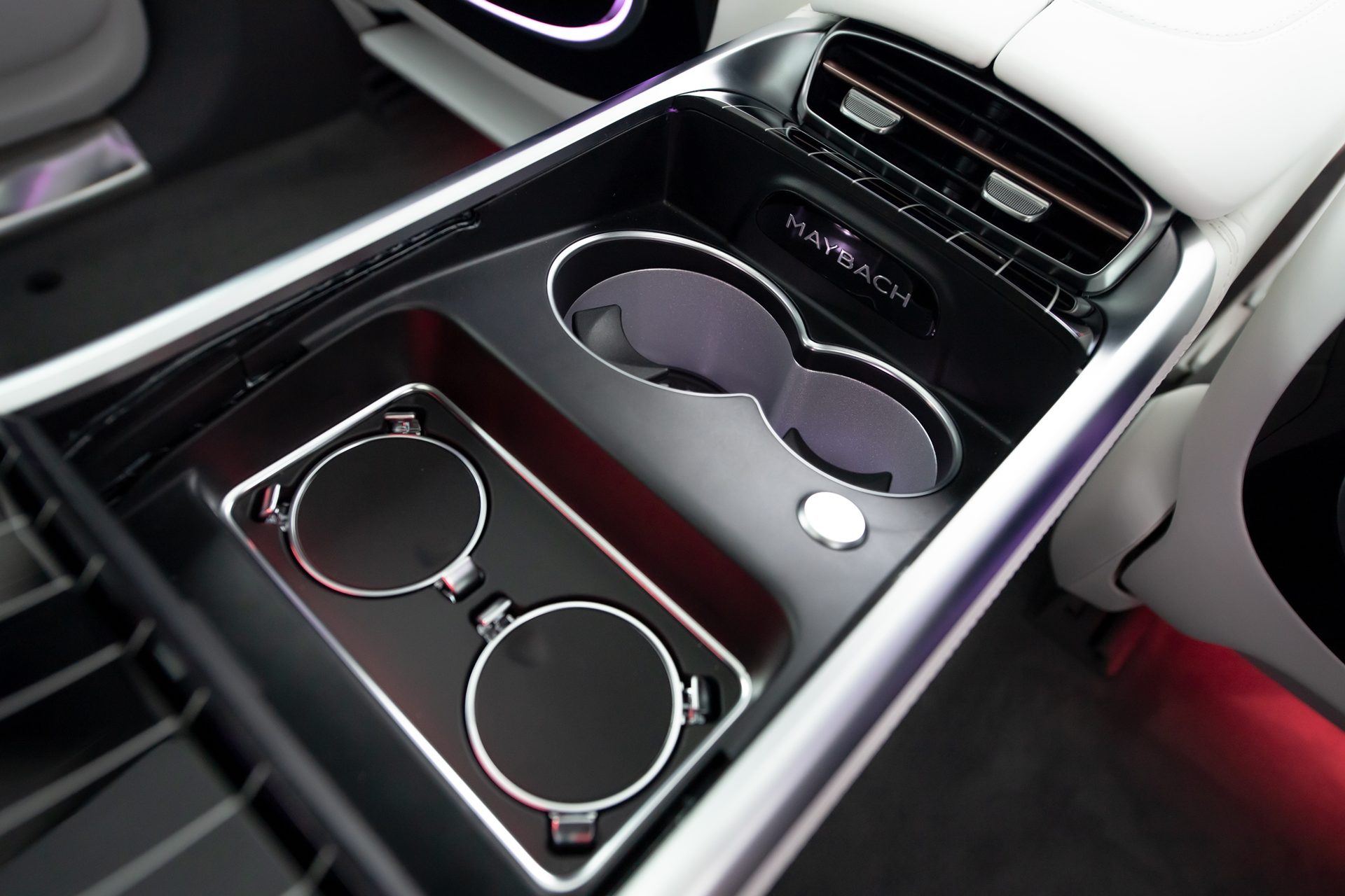 รูปภาพ เมอร์เซเดส-เบนซ์ Mercedes-benz Maybach EQS 680 SUV ปี 2024