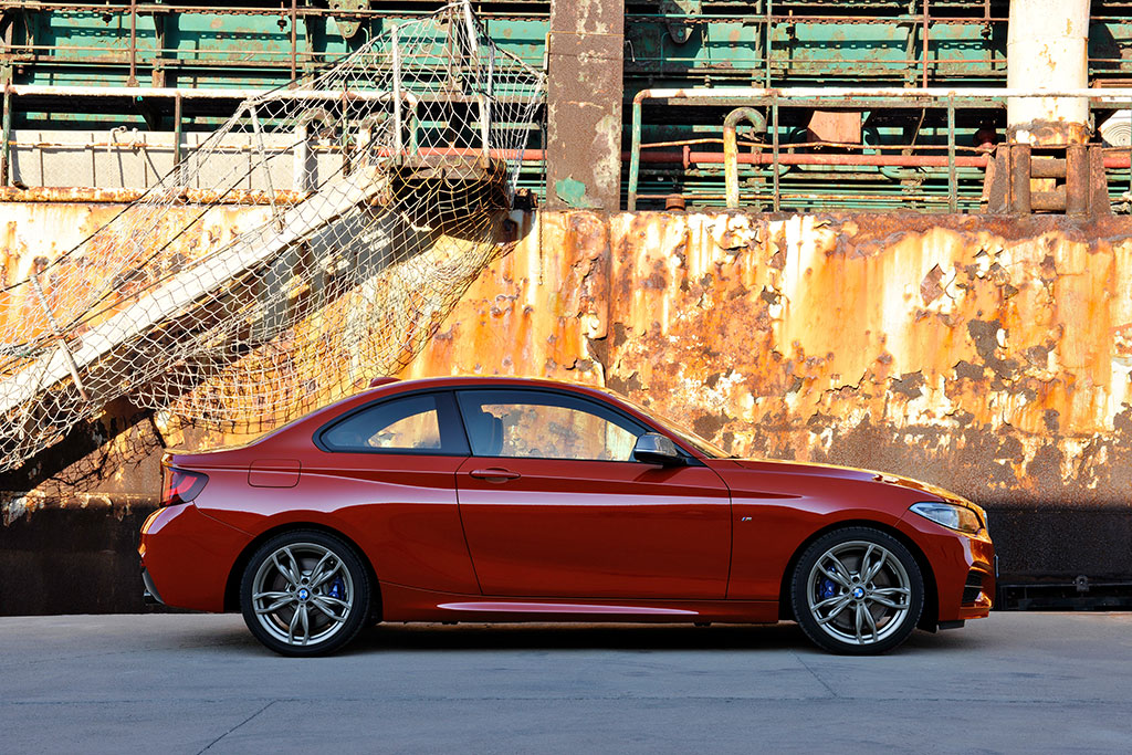 รูปภาพ บีเอ็มดับเบิลยู BMW Series 2 218i Coupe M Sport ปี 2015