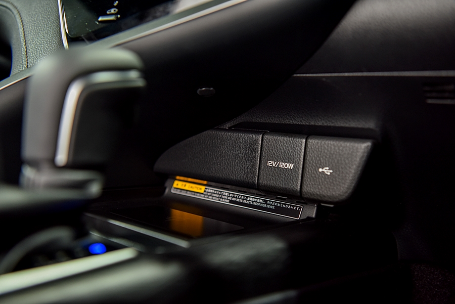 รูปภาพ โตโยต้า Toyota Camry 2.5 HEV Premium ปี 2021