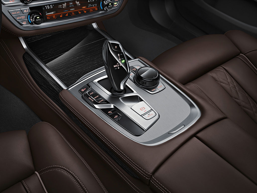 รูปภาพ บีเอ็มดับเบิลยู BMW Series 7 730Ld M Sport ปี 2017