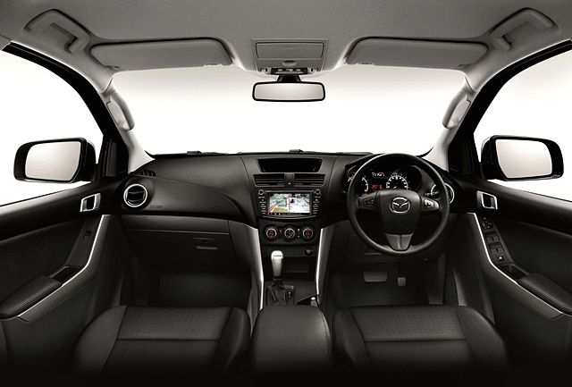 รูปภาพ มาสด้า Mazda BT-50 PRO THUNDER FSC Hi-Racer 2.2L 6MT ปี 2018