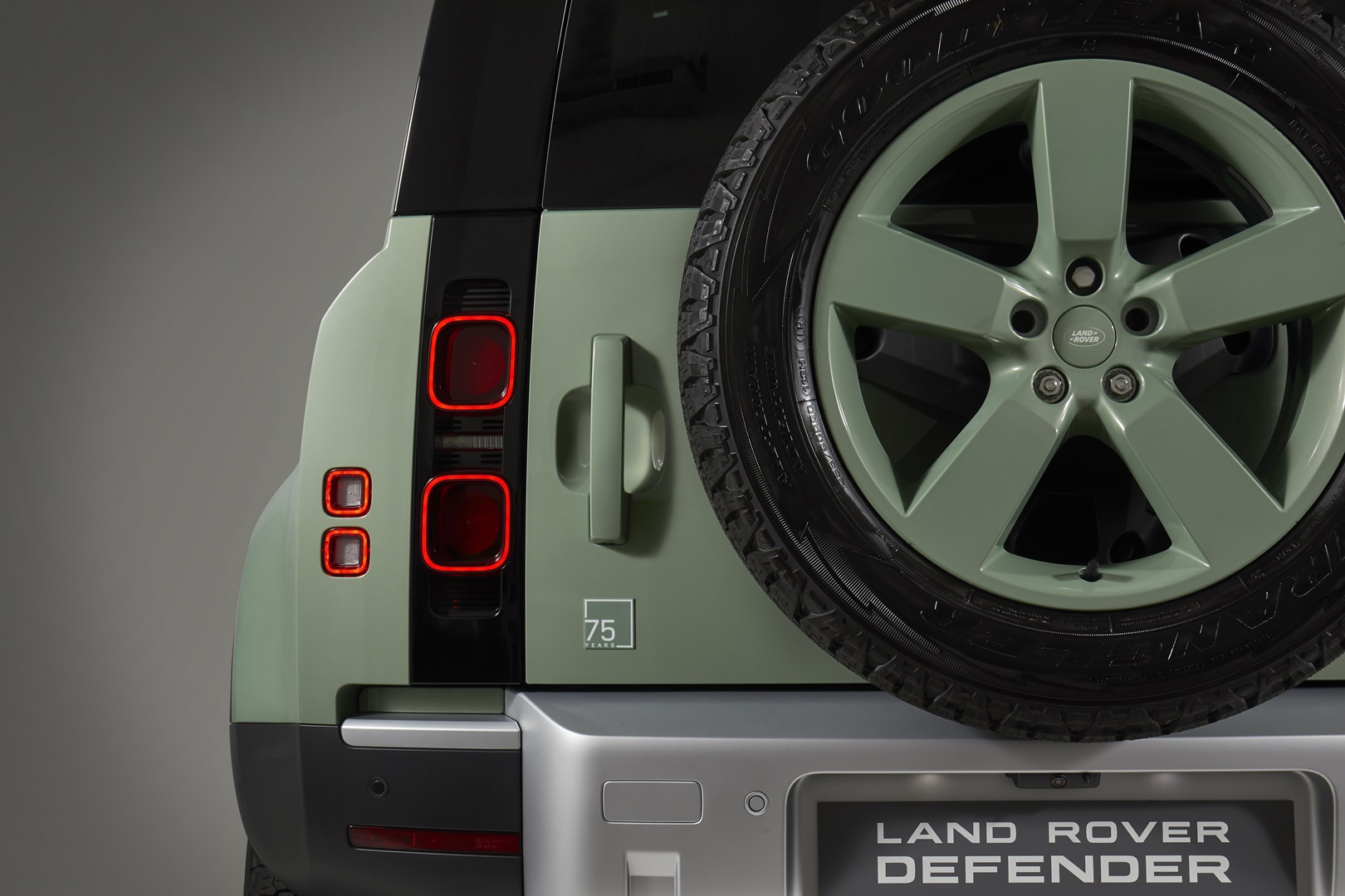 รูปภาพ แลนด์โรเวอร์ Land Rover Defender 75TH Limited Edition ปี 2023