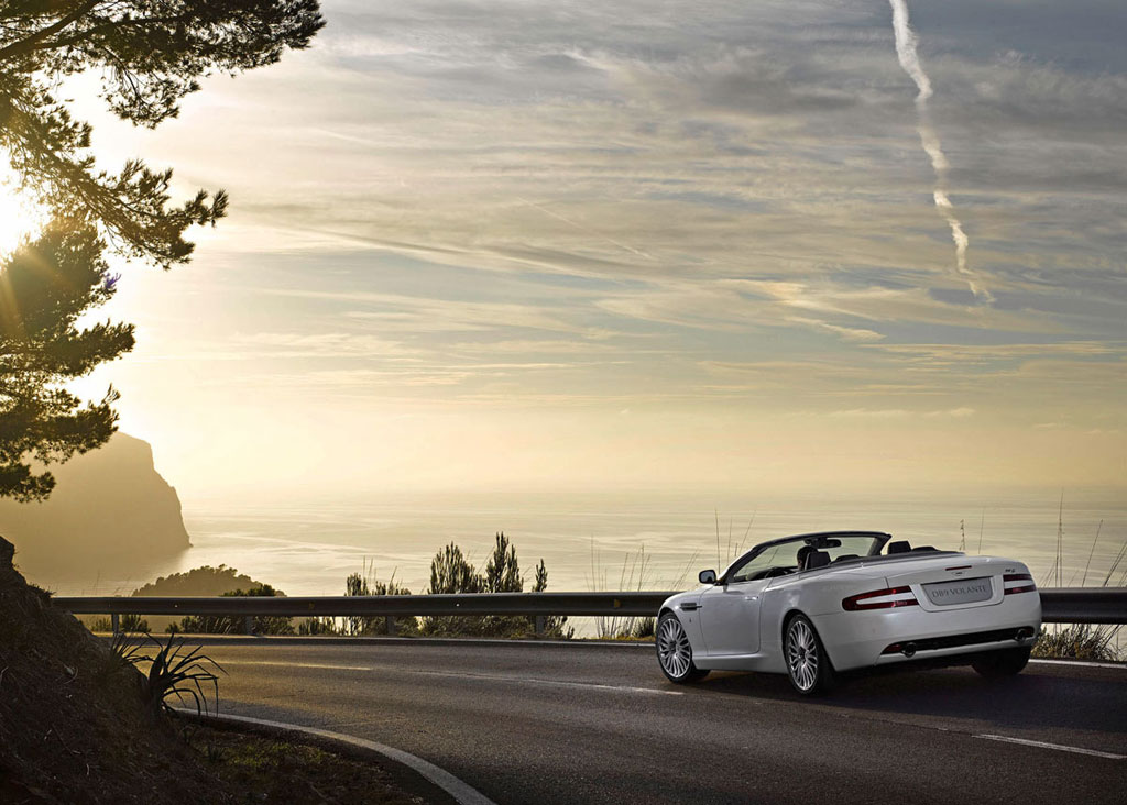 Aston Martin DB9 Volente แอสตัน มาร์ติน ดีบี9 ปี 2008 : ภาพที่ 4
