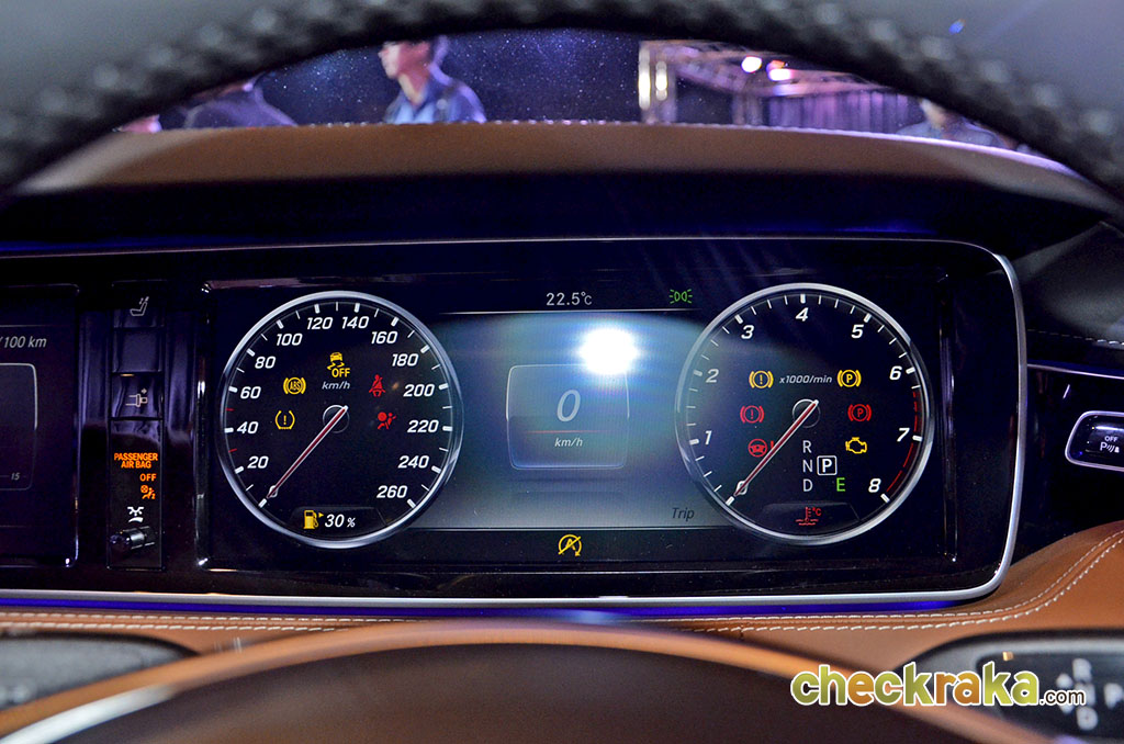 รูปภาพ เมอร์เซเดส-เบนซ์ Mercedes-benz S-Class S 500 Cabriolet AMG Premium ปี 2016