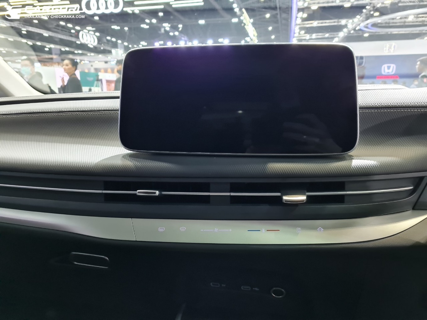 รูปภาพ เอ็มจี MG MAXUS9 V ปี 2023