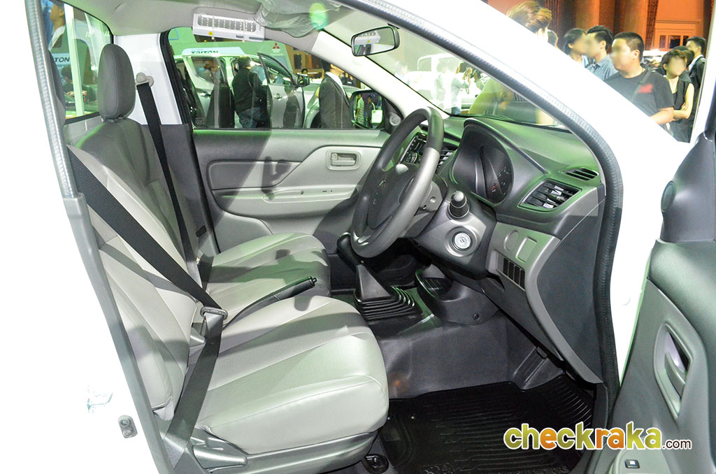 รูปภาพ มิตซูบิชิ Mitsubishi Triton Single Cab 2.4 Benzene GL M/T ปี 2015