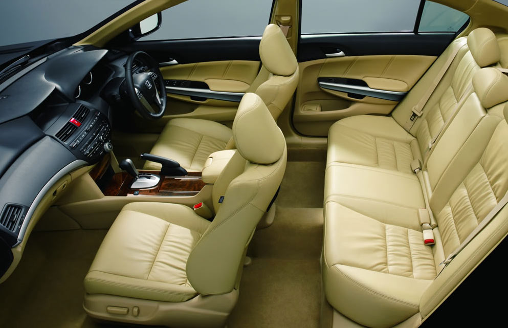 รูปภาพ ฮอนด้า Honda-Accord 2.0 E (สีขาว)-ปี 2008