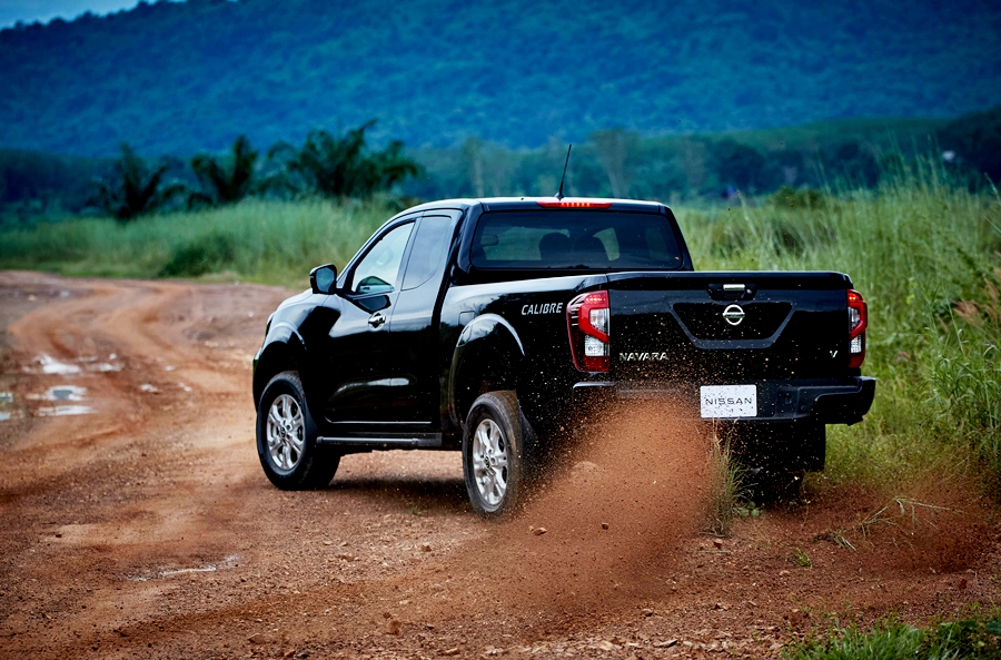 Nissan Navara King Cab E 6MT นิสสัน นาวาร่า ปี 2022 : ภาพที่ 8