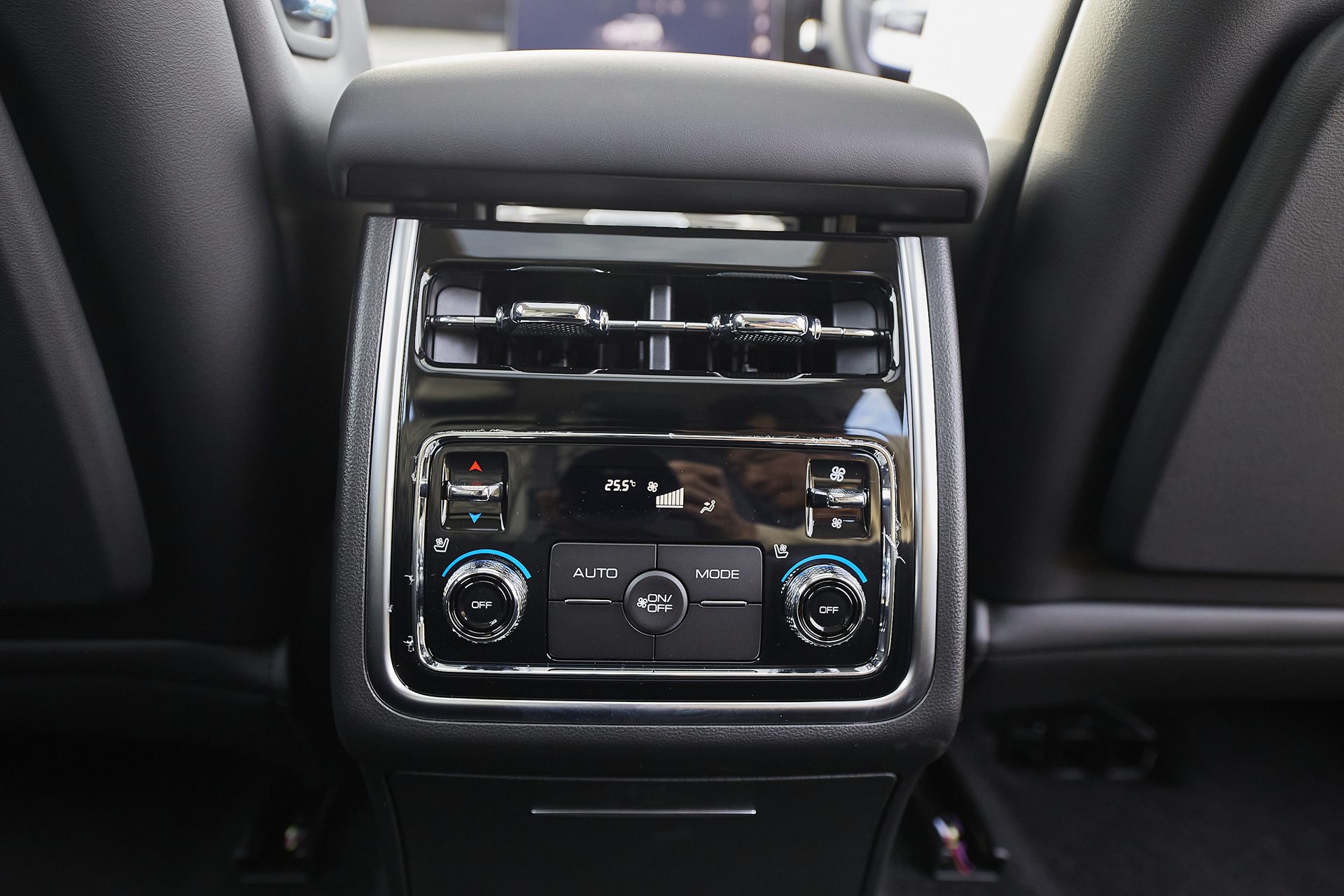 รูปภาพ จีดับบลิวเอ็ม แทงค์ GWM Tank 500 Diesel 2.4T ULTRA 4WD ปี 2025