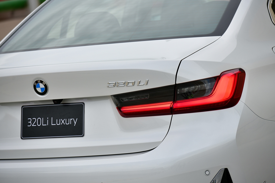 BMW Series 3 320Li Luxury บีเอ็มดับเบิลยู ซีรีส์3 ปี 2021 : ภาพที่ 3