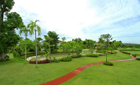 รูปภาพ วรารมย์ เจริญเมือง (Vararom Charoenmuang)