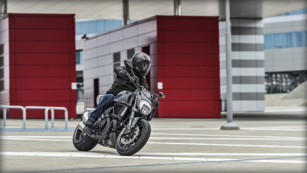 Ducati Diavel XDiavel Carbon Version ดูคาติ เดียแวล ปี 2016 : ภาพที่ 3
