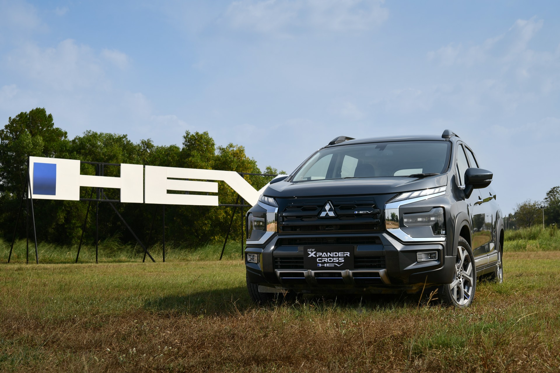 รูปภาพ มิตซูบิชิ Mitsubishi Xpander Cross HEV ปี 2024