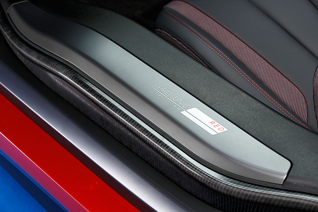 รูปภาพ บีเอ็มดับเบิลยู BMW i8 Protonic Red Edition ปี 2016