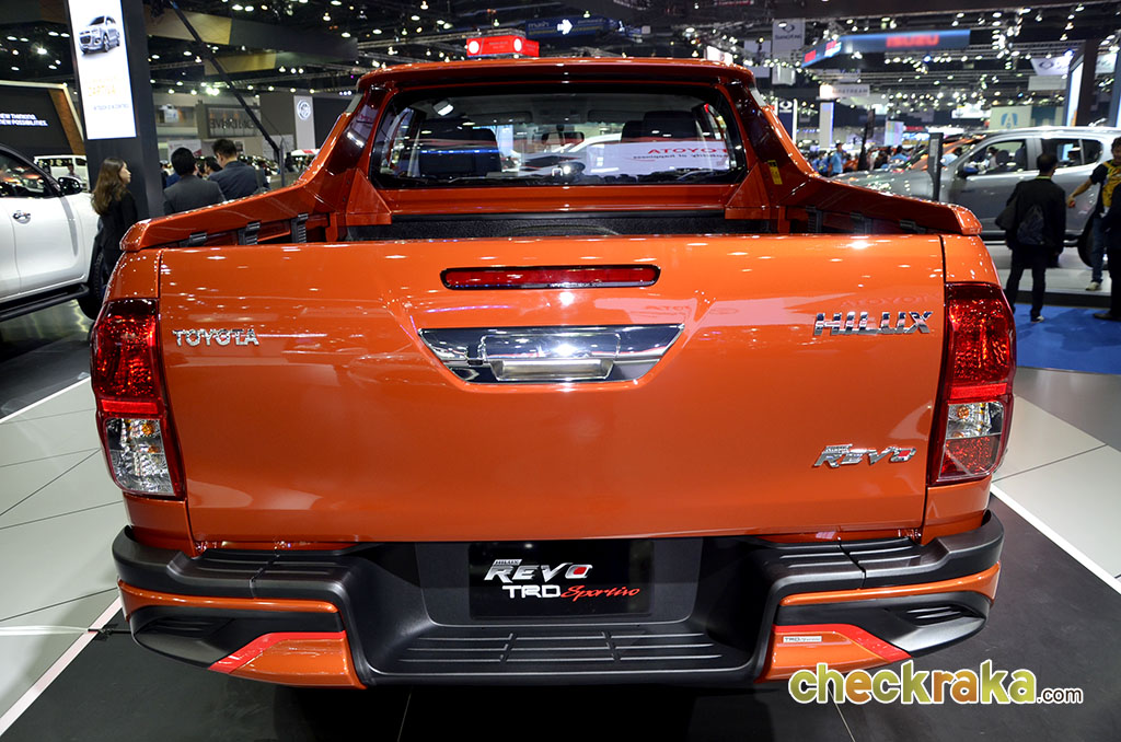 รูปภาพ โตโยต้า Toyota Revo Double Cab Prerunner 2X4 2.4 TRD Sportivo ปี 2016