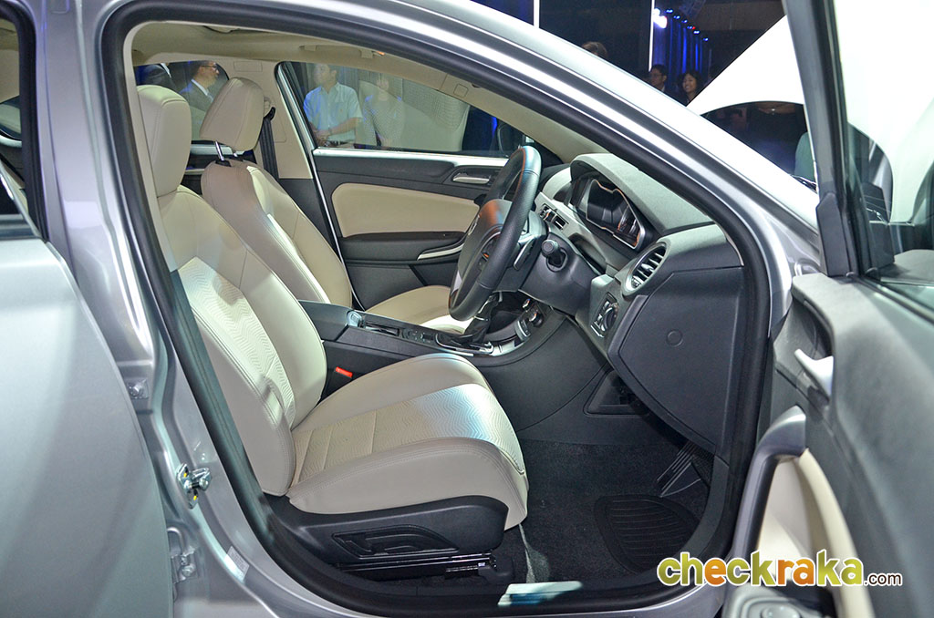 MG 6 1.8 D Turbo Sunroof DCT Fastback เอ็มจี 6 ปี 2015 : ภาพที่ 14