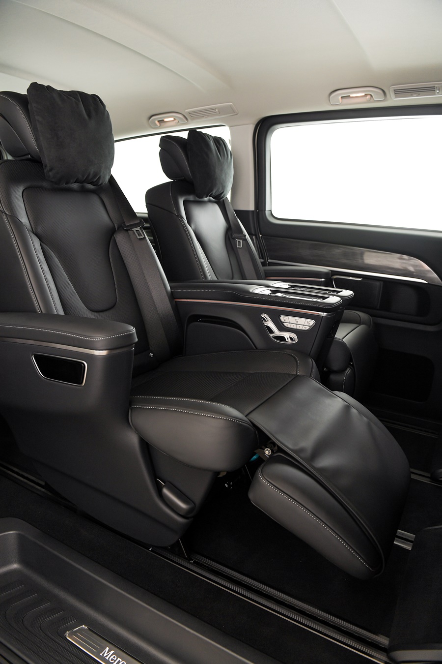 Mercedes-benz V-Class V 250 d EXCLUSIVE เมอร์เซเดส-เบนซ์ วี-คลาส ปี 2023 : ภาพที่ 11