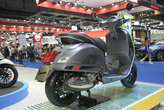 Vespa GTS SUPER SPORT 300 ABS เวสป้า ปี 2018 : ภาพที่ 6