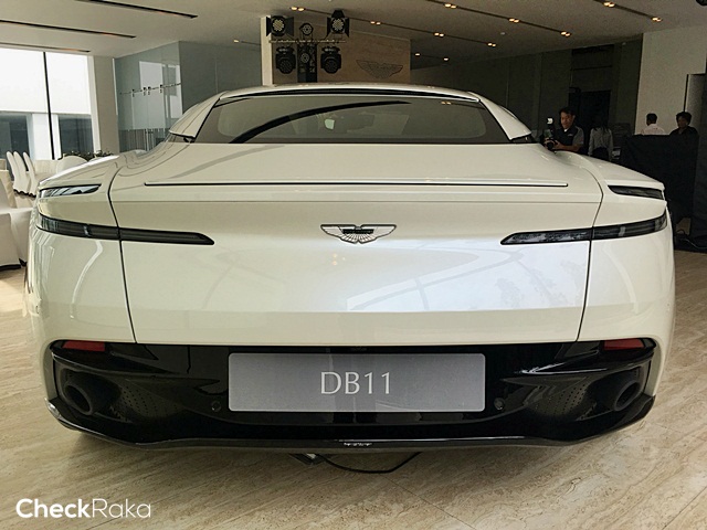 Aston Martin DB11 Coupe V8 แอสตัน มาร์ติน ดีบี11 ปี 2017 : ภาพที่ 7