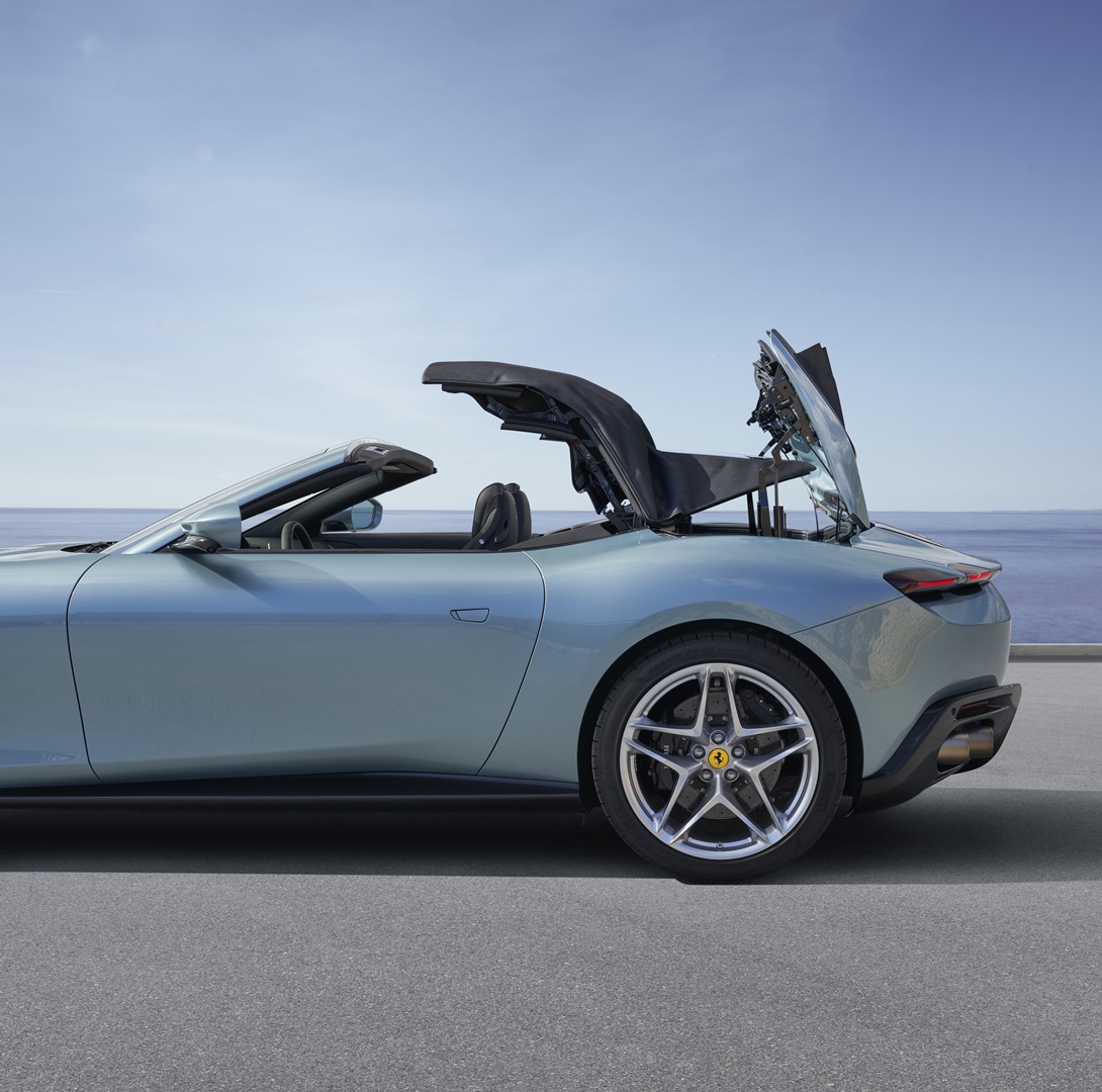 รูปภาพ เฟอร์รารี่ Ferrari Roma Spider ปี 2023