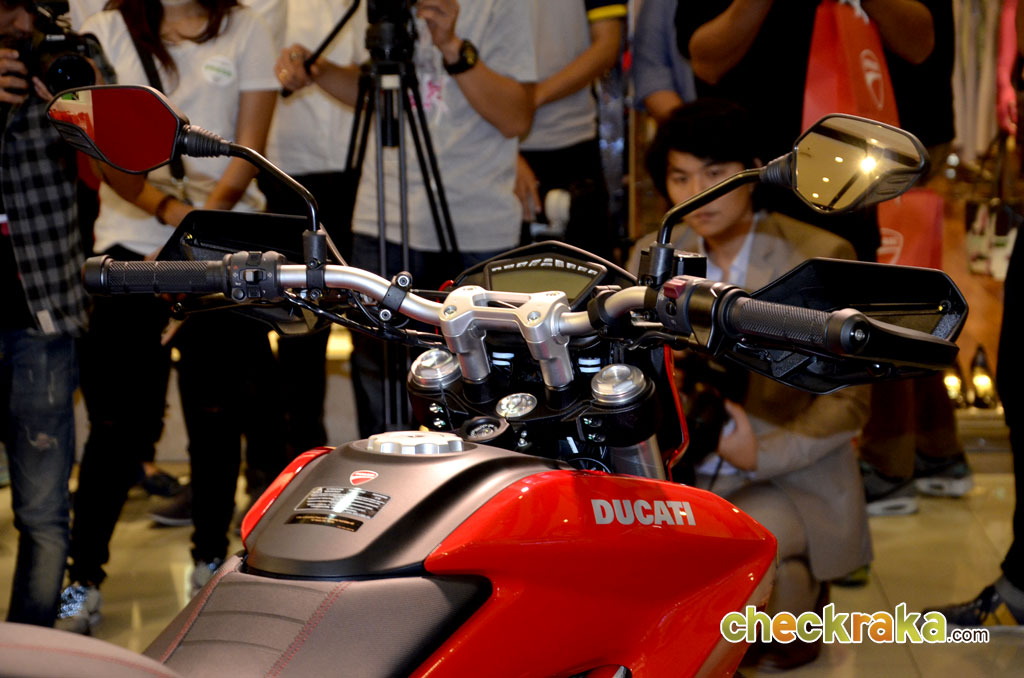 Ducati Hypermotard 939 ดูคาติ ปี 2016 : ภาพที่ 11