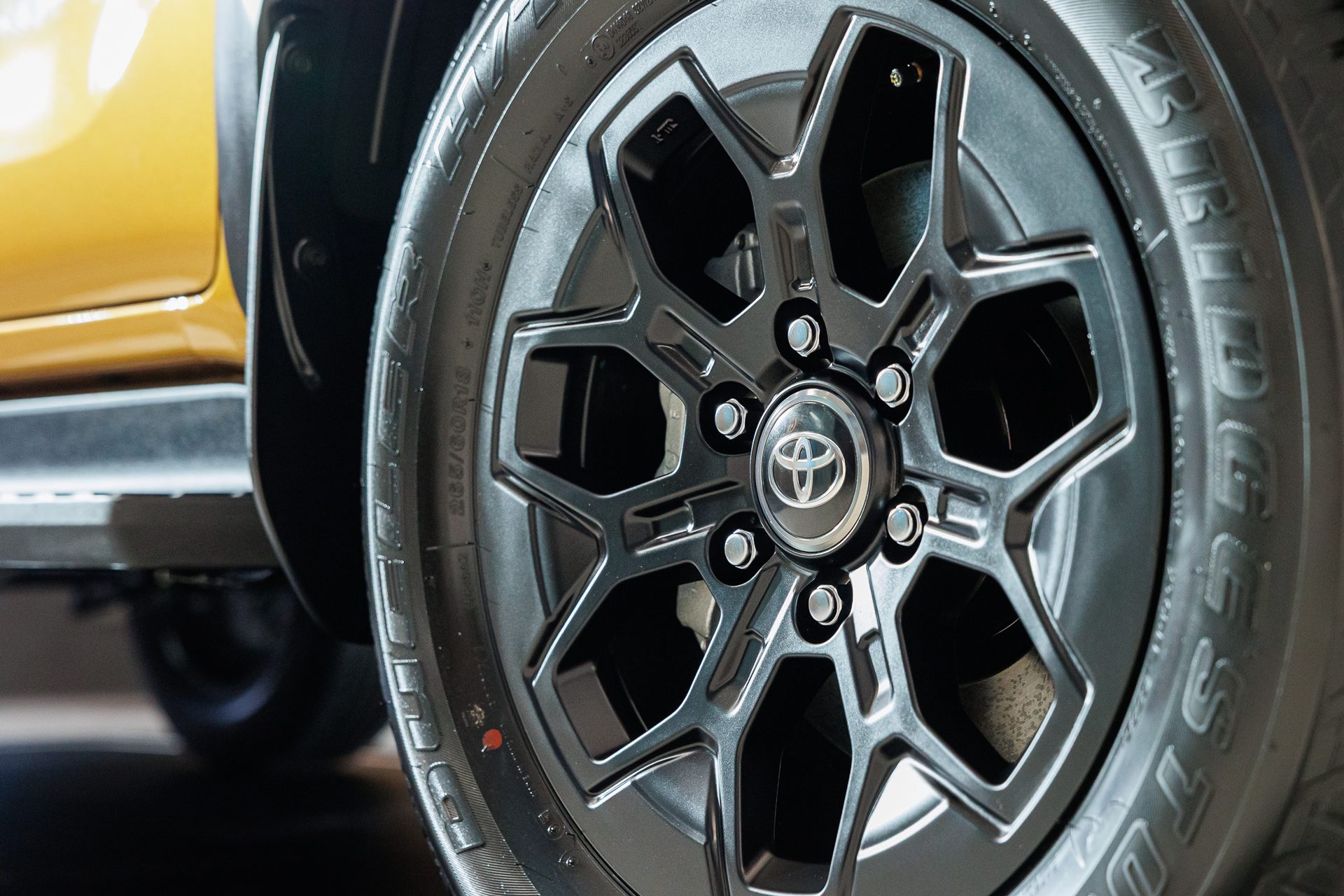 รูปภาพ โตโยต้า Toyota Hilux Travo Double Cab 4TREX 2.8 Overland Plus AT ปี 2025