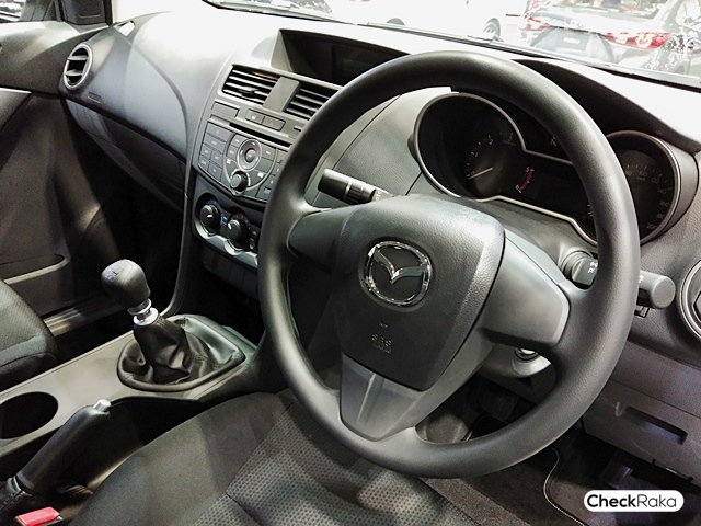 รูปภาพ มาสด้า Mazda BT-50 PRO THUNDER FSC Hi-Racer 2.2L 6MT ปี 2018