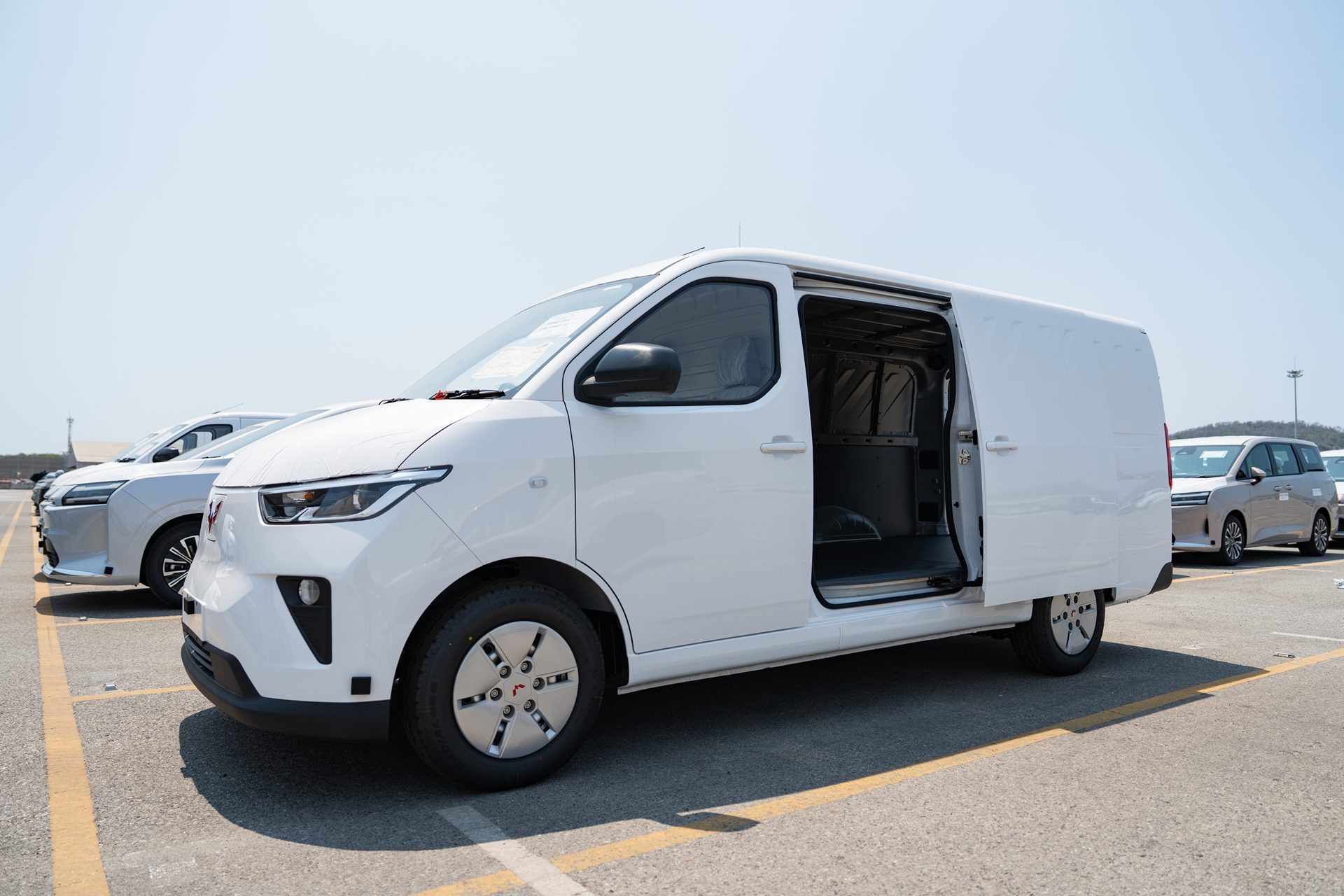 รูปภาพ วู่หลิง Wuling Porta EV Standard ปี 2026