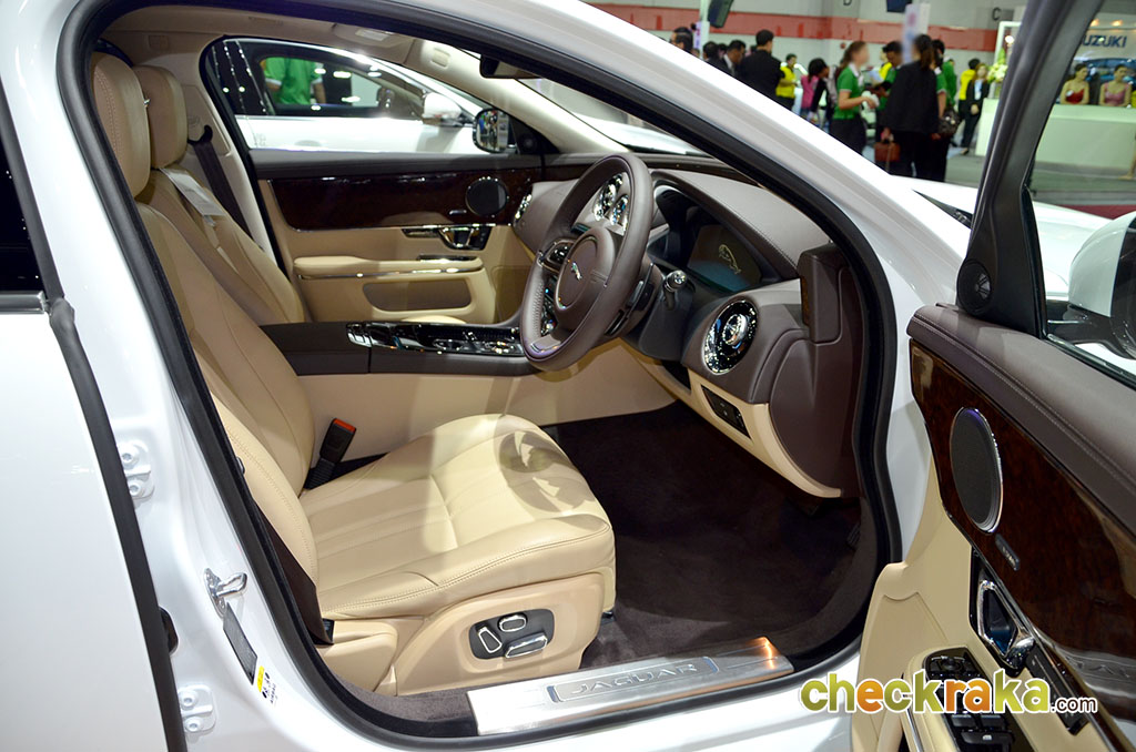 Jaguar XJ 2.0 Premium Luxury จากัวร์ เอ็กซ์เจ ปี 2013 : ภาพที่ 10