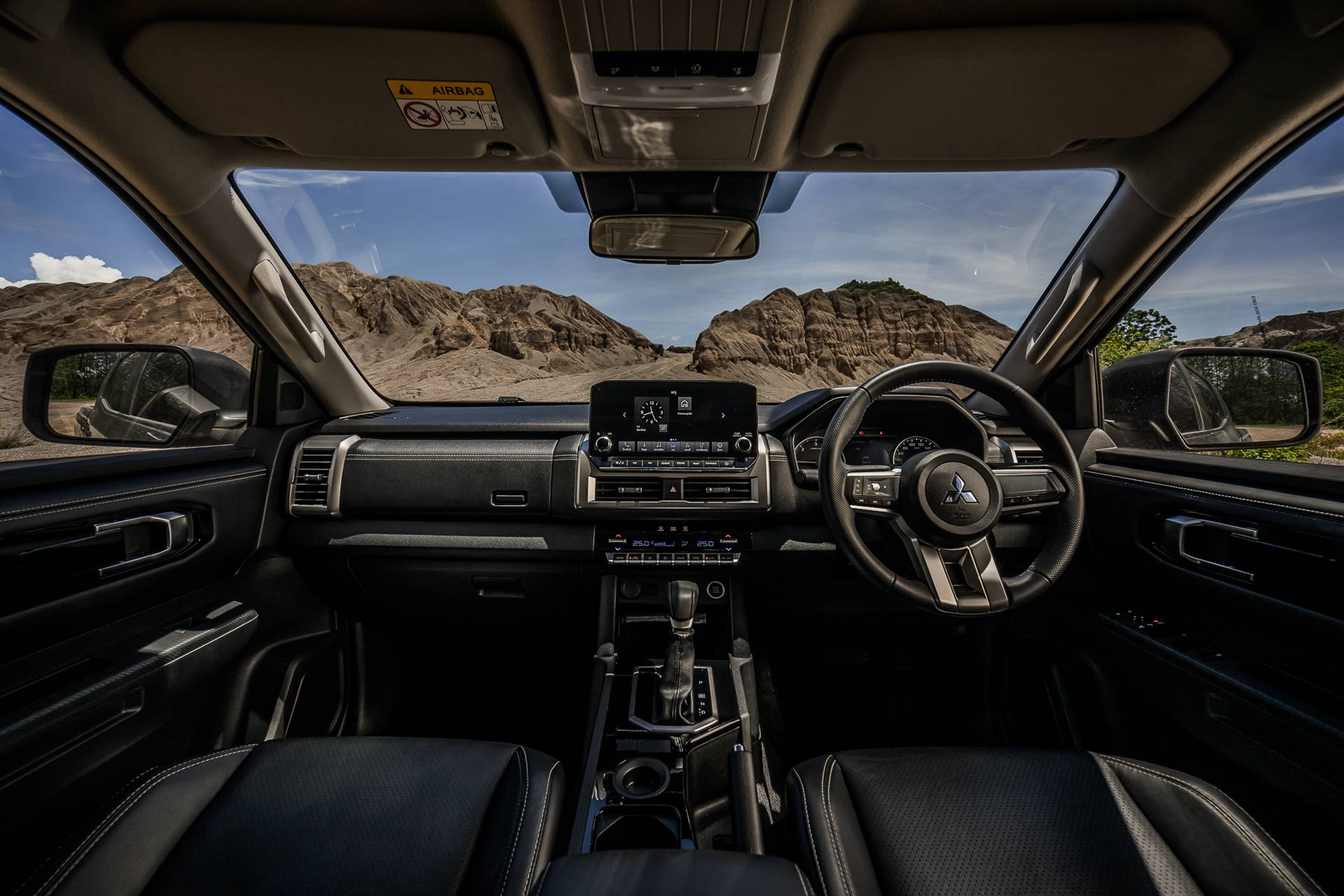 รูปภาพ มิตซูบิชิ Mitsubishi Triton Double Cab Plus 2.4 Ultra AT Black Edition ปี 2024