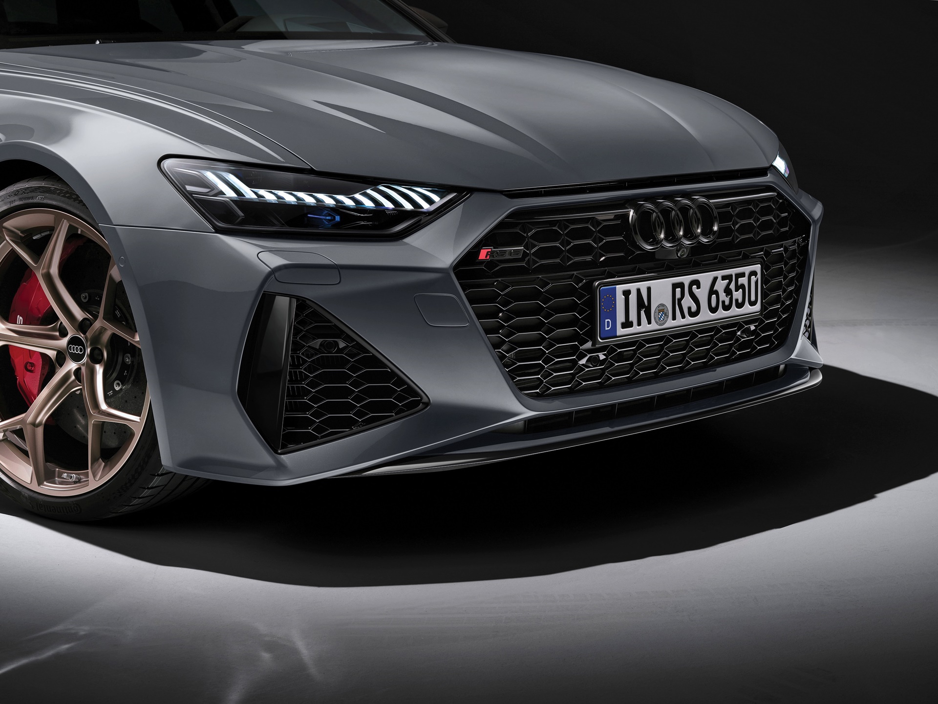 Audi RS RS 6 Avant Performance อาวดี้ ปี 2023 : ภาพที่ 2