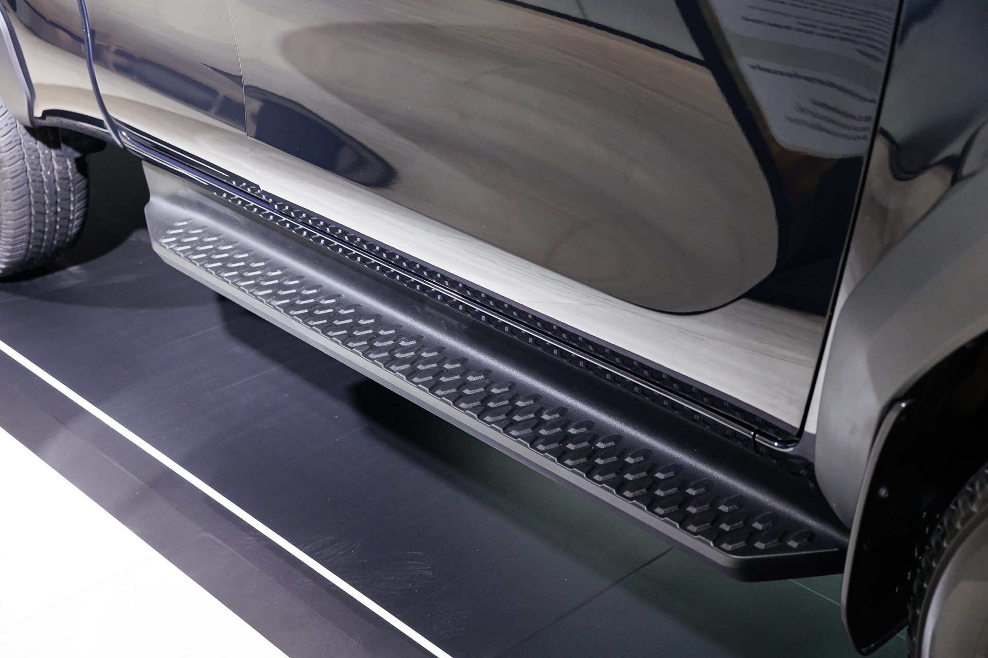 รูปภาพ โตโยต้า Toyota Hilux Travo Smart Cab Prerunner 2.8 Smart AT ปี 2025