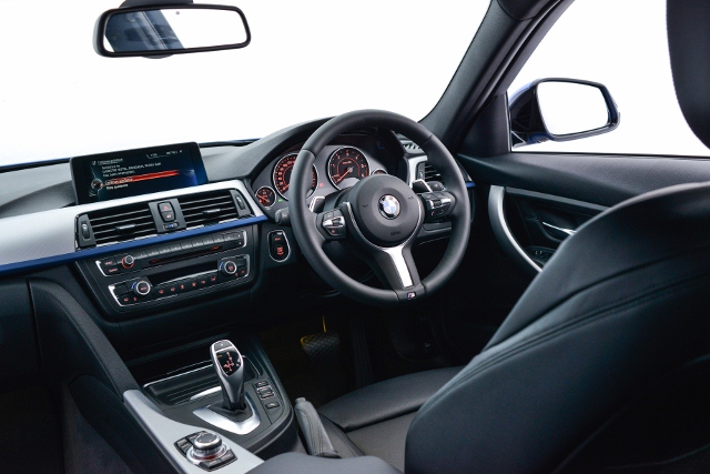 รูปภาพ บีเอ็มดับเบิลยู BMW Series 3 320d Touring M Sport ปี 2012