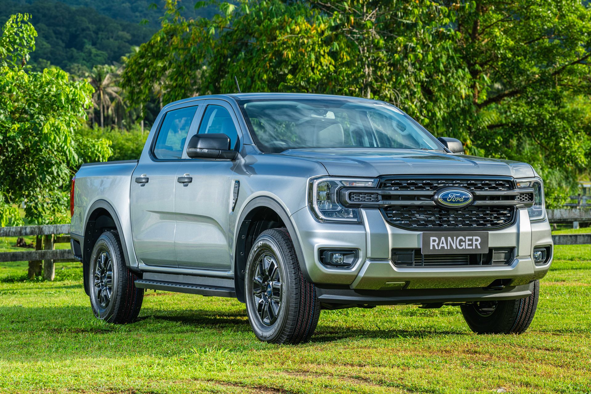 รูปภาพ ฟอร์ด Ford Ranger Double Cab XLS 2.0L Turbo HR 6AT ปี 2024