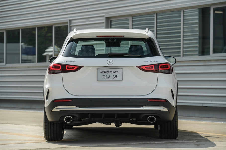 รูปภาพ เมอร์เซเดส-เบนซ์ Mercedes-benz AMG GLA 35 4MATIC ปี 2021