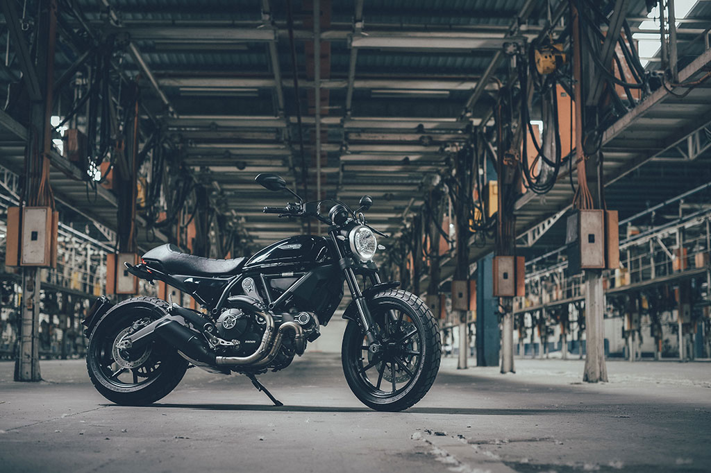 Ducati Scrambler Urban Warrior ดูคาติ สแคมเบอร์ ปี 2015 : ภาพที่ 4